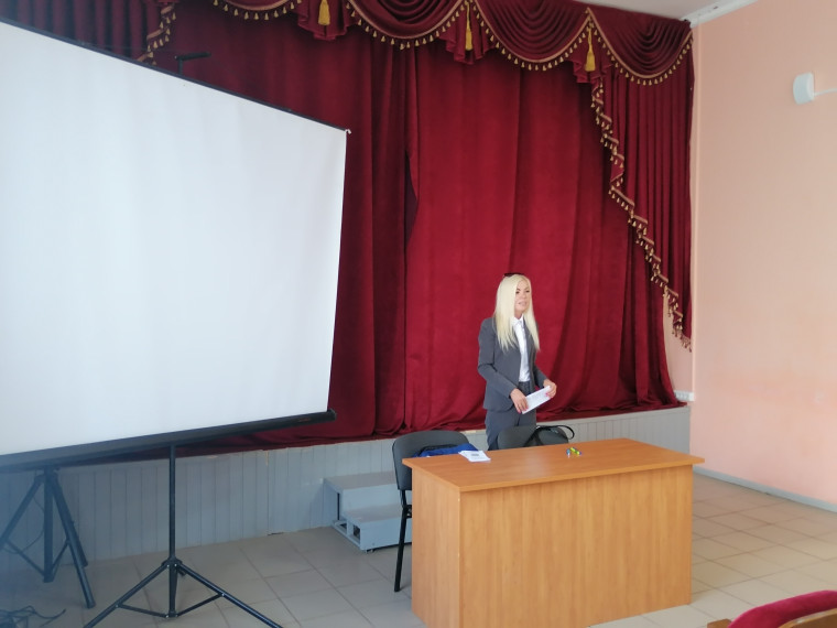 Банк на работе. Банк на работе.